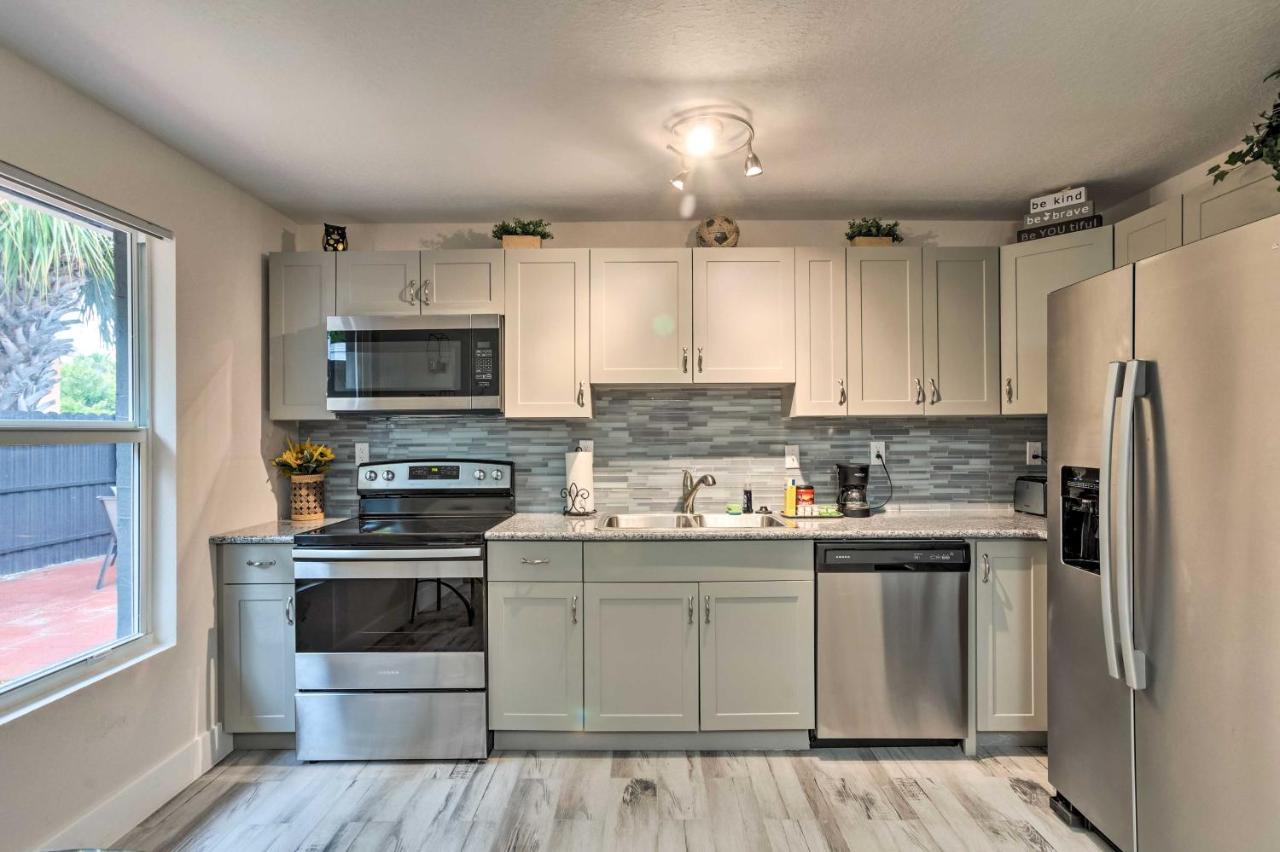 Inviting Apartment Less Than 2 Mi To Riviera Beach! West Palm Beach Buitenkant foto